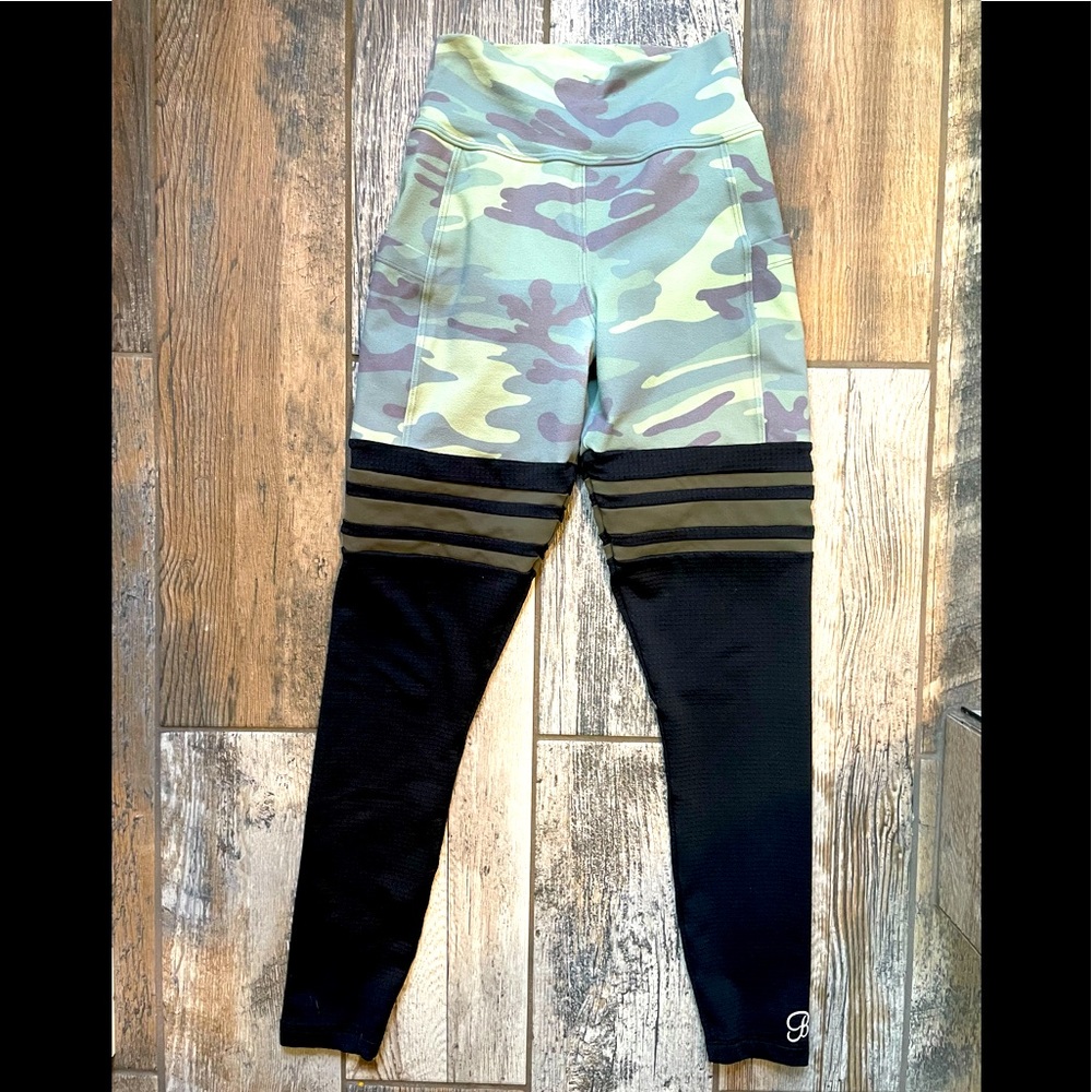 Pocket thigh-highs army camo leggings